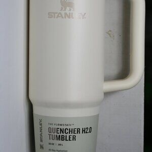 Stanley Flowstate Quencher H2.0 Tumbler 30oz / .88L color :cream